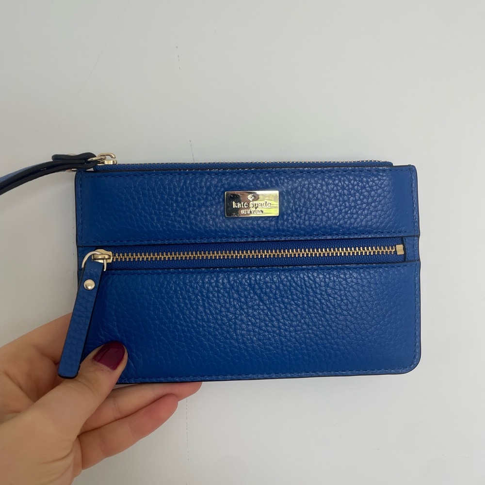 kate spade Brand NEW wallet wristlet